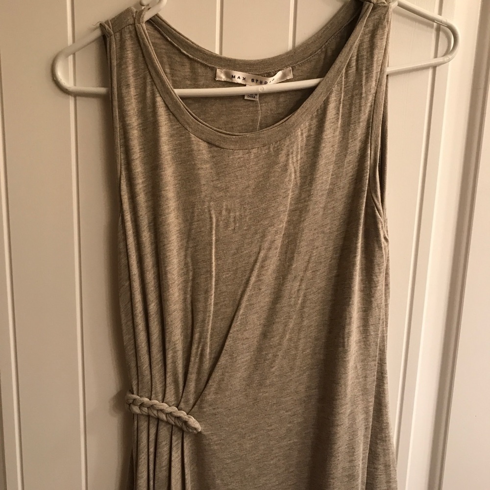 🟣🟣🌸MAX STUDIO Sleeveless Dress